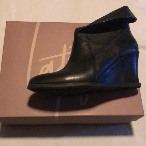 Glamorous booties 🔥 - Picture 5 of 5